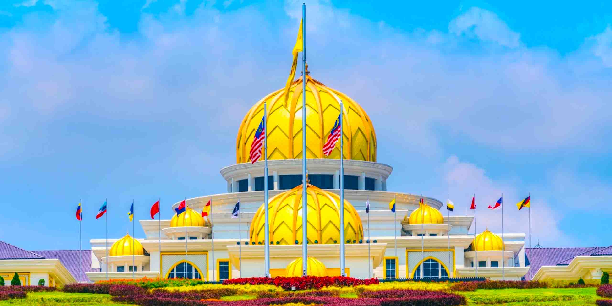Malaysia-Kings-Palace